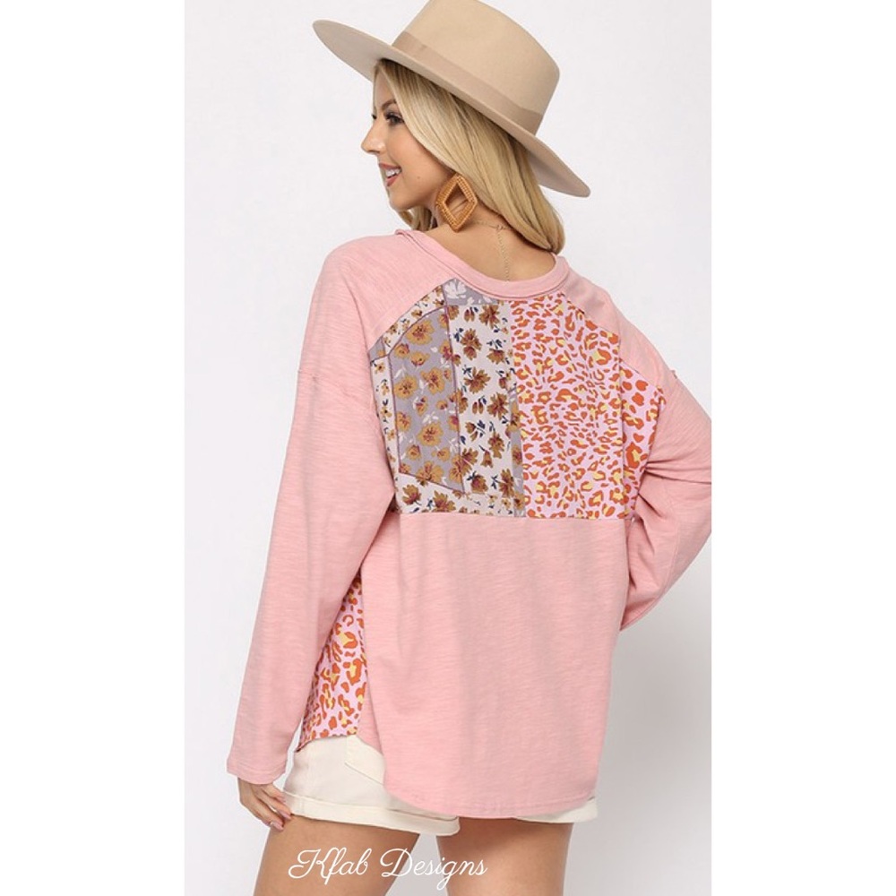 ❤️LAST 2! V Neck Cotton Patch Mix Print Relaxed Fit Top! - Picture 5 of 6